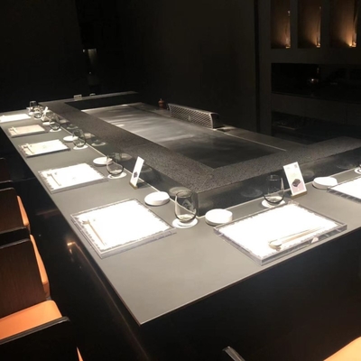 Table de gril Hibachi en acier inoxydable avec un design personnalisé